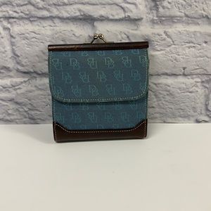 Vintage Dooney & Bourke Kiss Lock Bifold Coin Purse Wallet